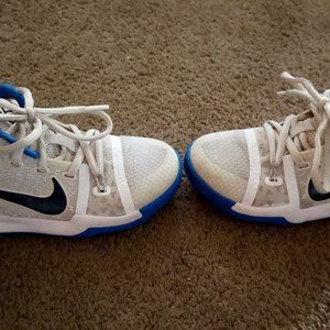 Boys Nike Kyrie